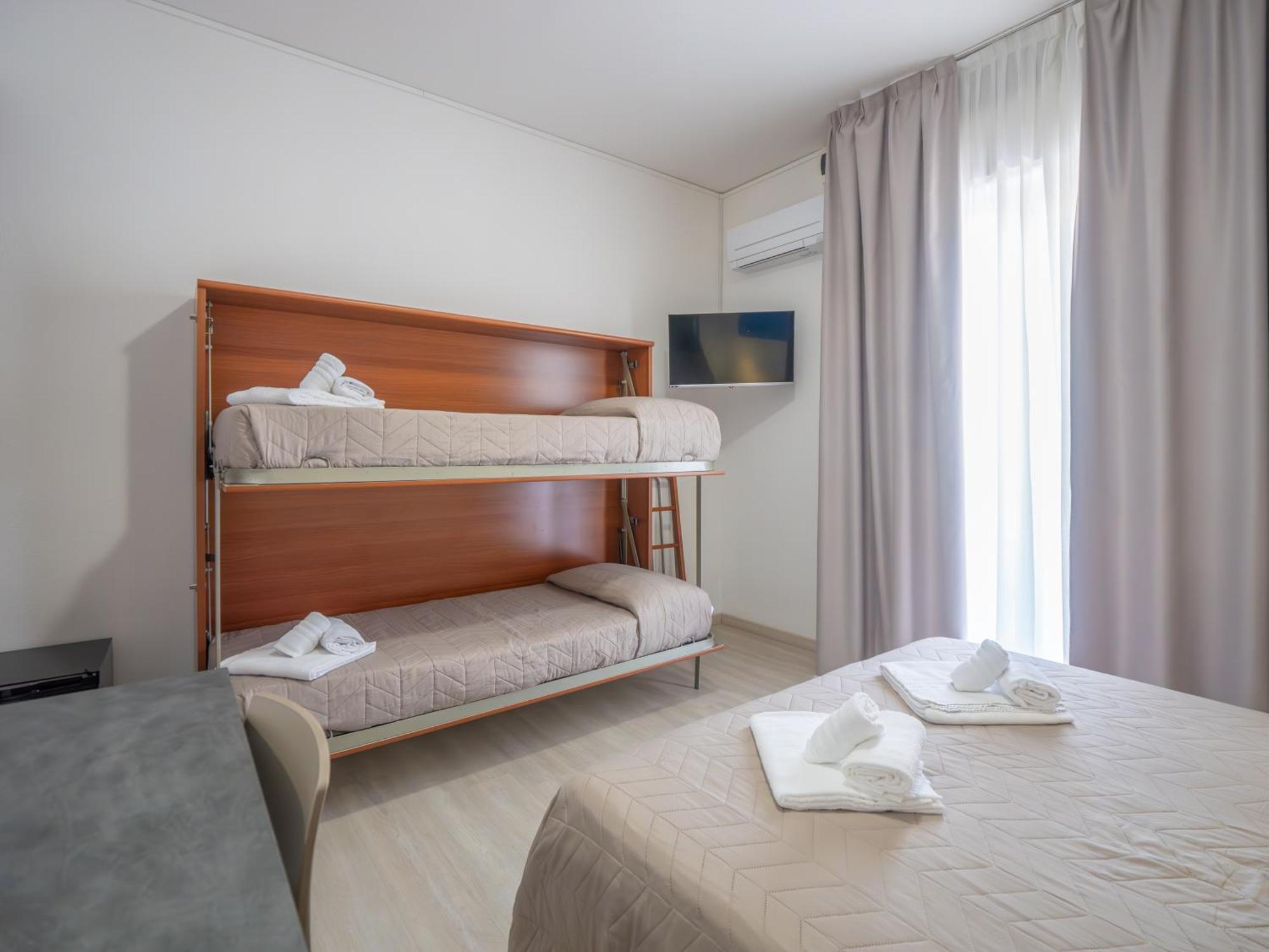 Hotel La Bussola Finale Ligure Eksteriør bilde