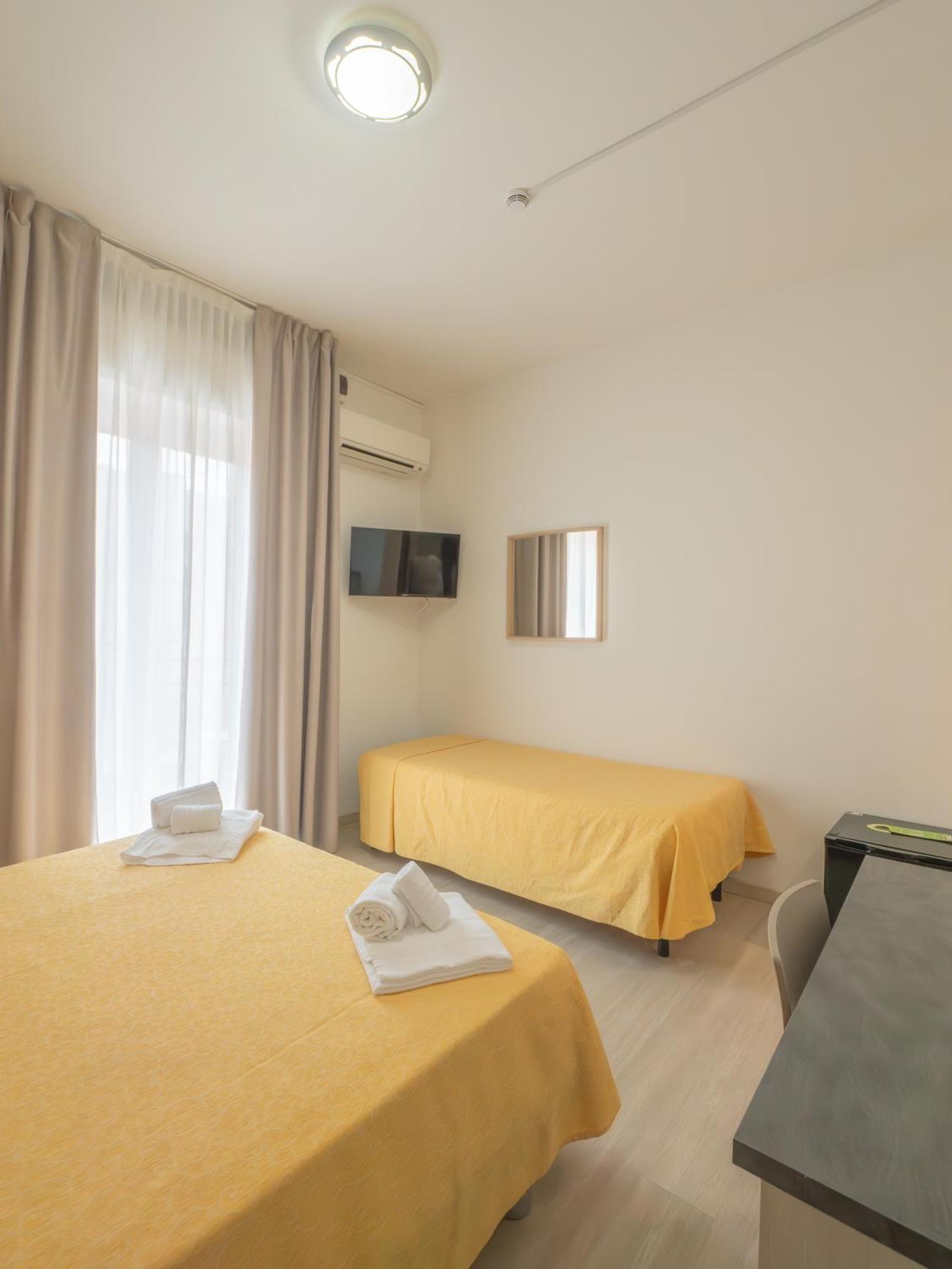 Hotel La Bussola Finale Ligure Eksteriør bilde