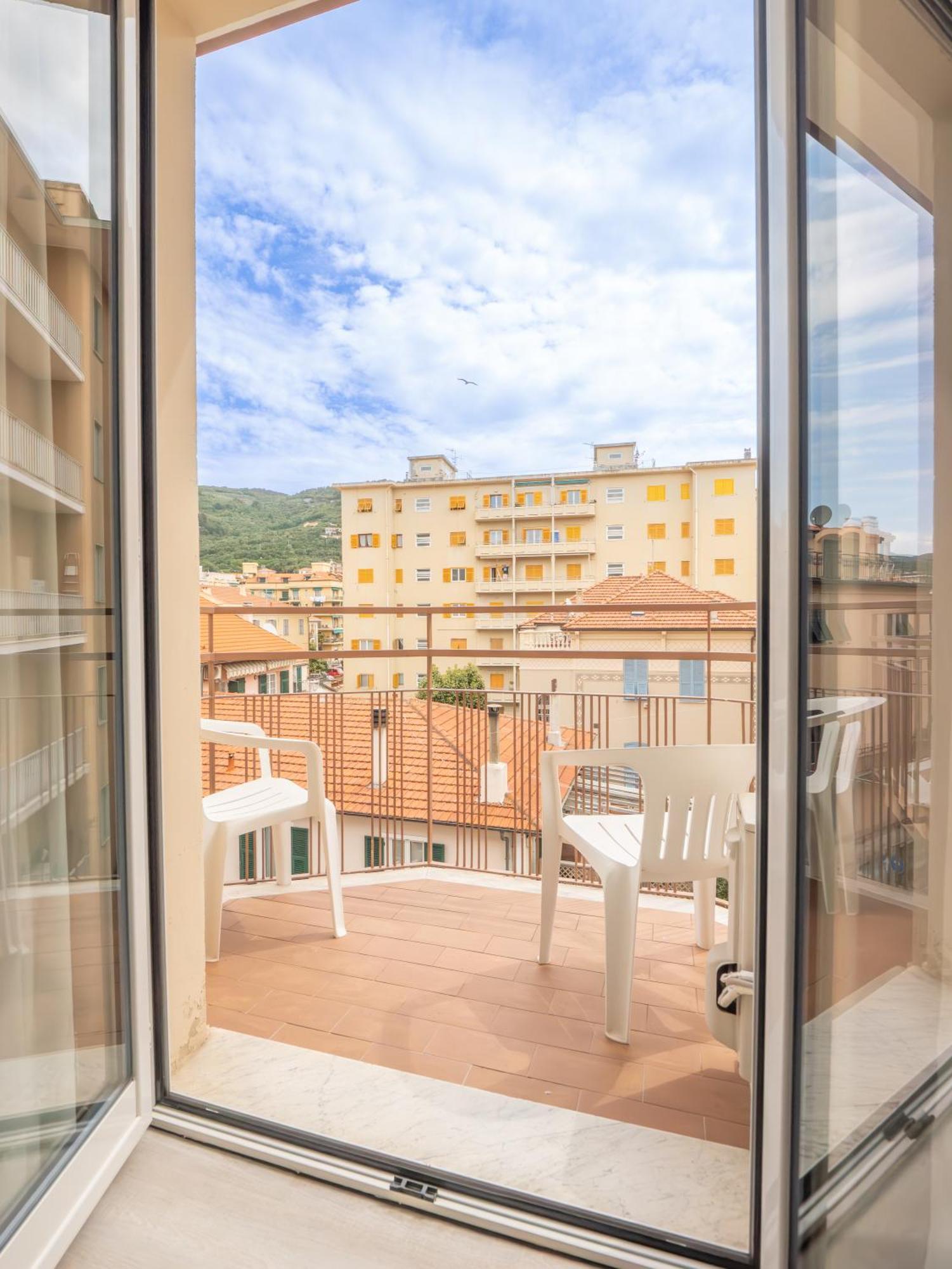 Hotel La Bussola Finale Ligure Eksteriør bilde