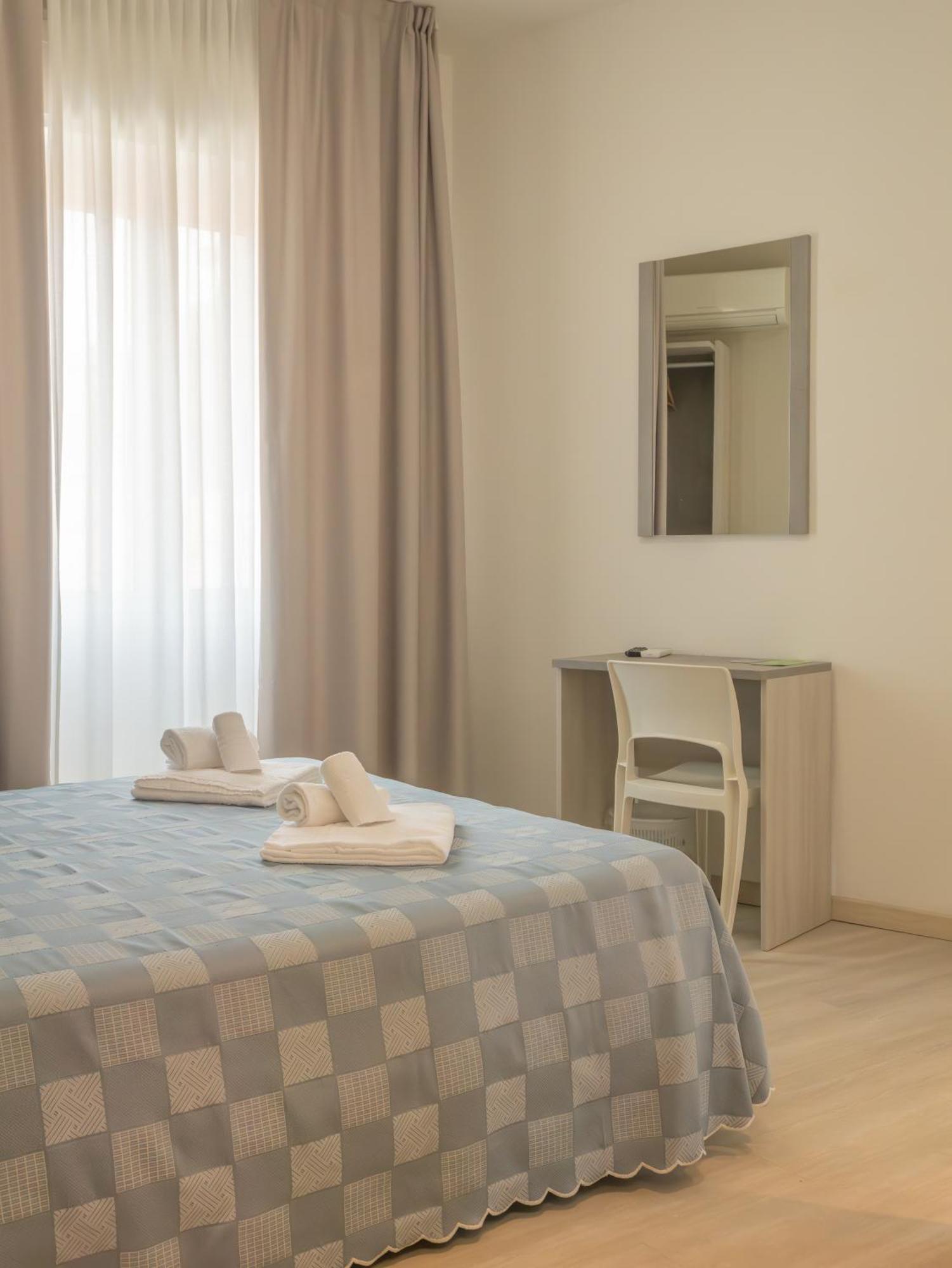 Hotel La Bussola Finale Ligure Eksteriør bilde